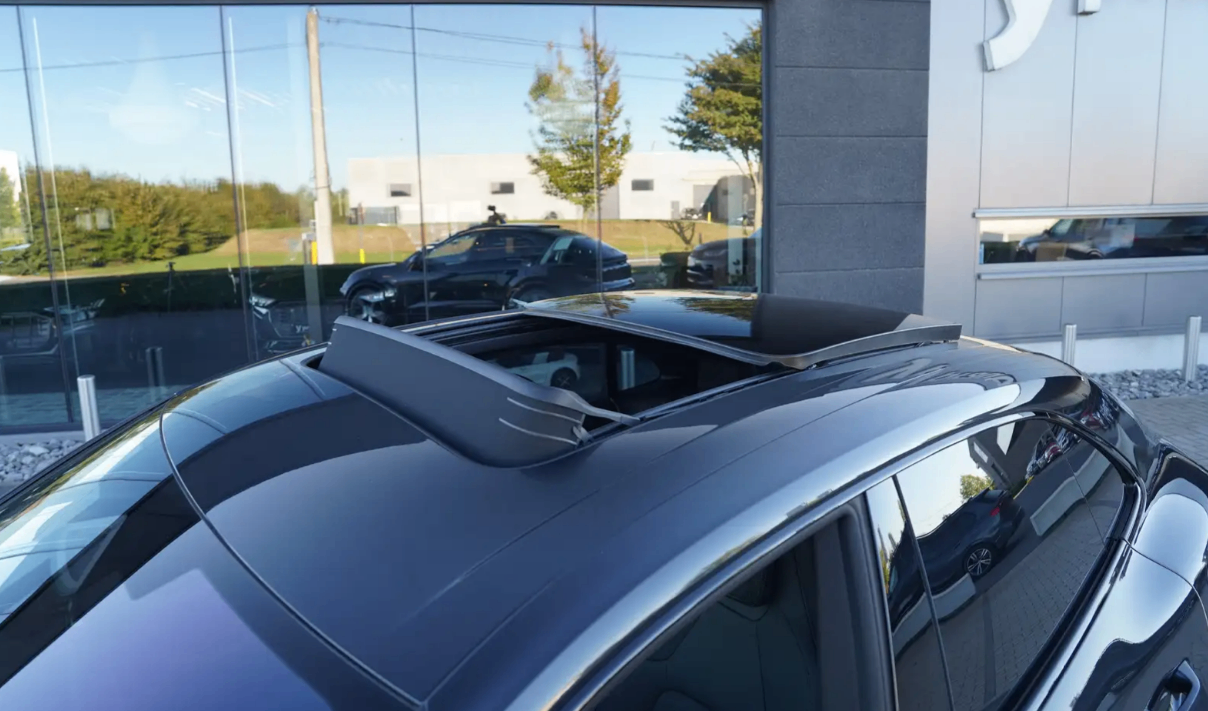 بورش ماكان 2025