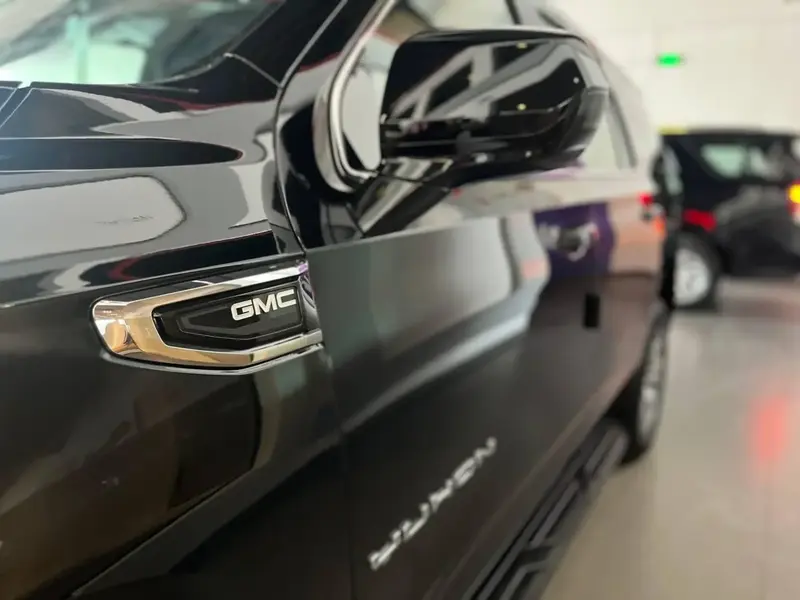 GMC Yukon 2024