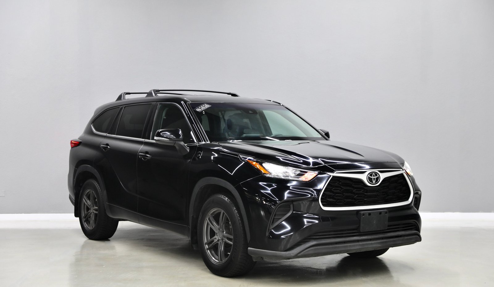 Discover undefined undefined Exterior Interior Images.Find all aspects and details of cars.