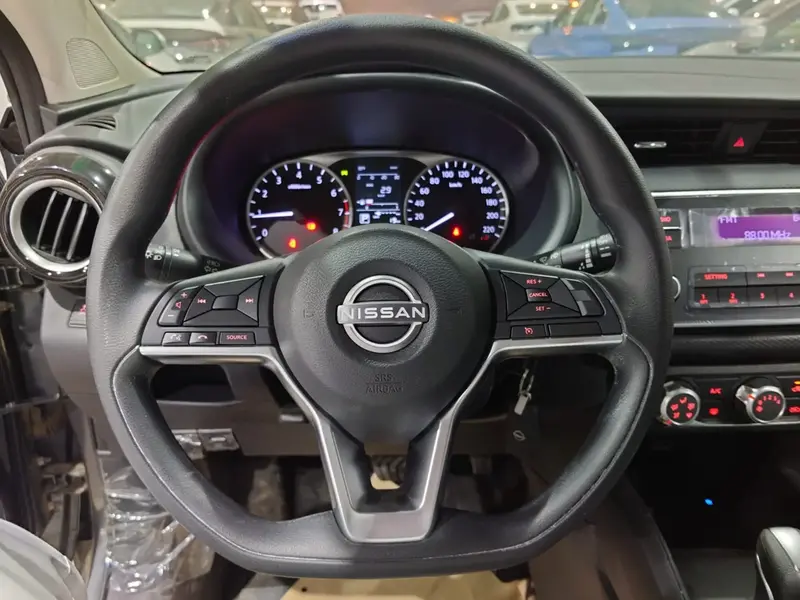 Nissan Kicks 2024
