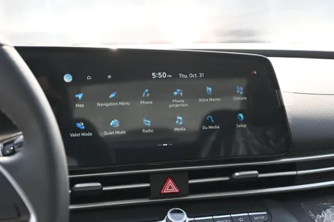 New Hyundai Elantra 2024