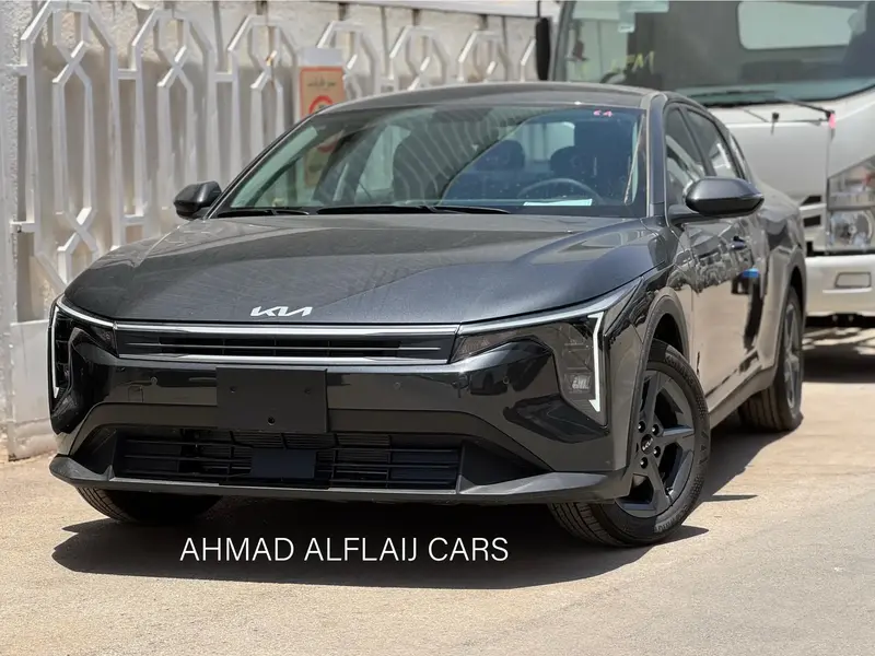Discover undefined undefined Exterior Interior Images.Find all aspects and details of cars.