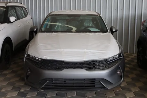 New Kia K5 2023