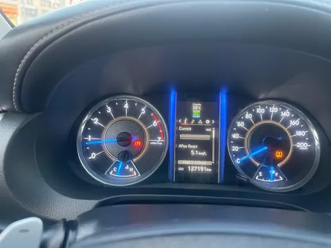 Toyota Fortuner 4.0L 4X4 2018