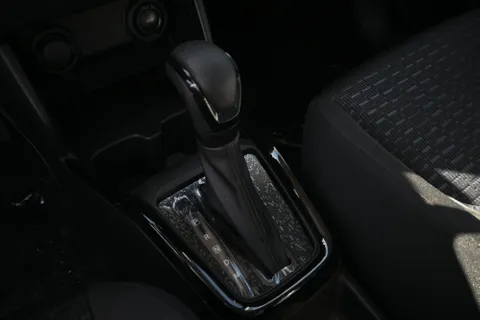 New Suzuki Swift 1.2L GLX 2025