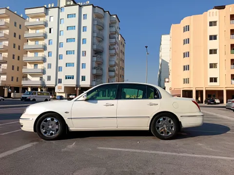 Discover undefined undefined Exterior Interior Images.Find all aspects and details of cars.
