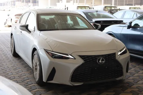New Lexus IS 300 2022