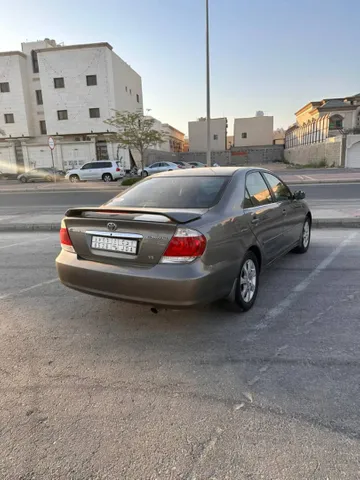 استكشف undefined undefined الصور الخارجية والداخلية. اكتشف جميع جوانب وتفاصيل السيارات.