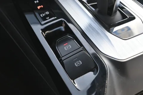 New MG GT 1.5T LUX 2024