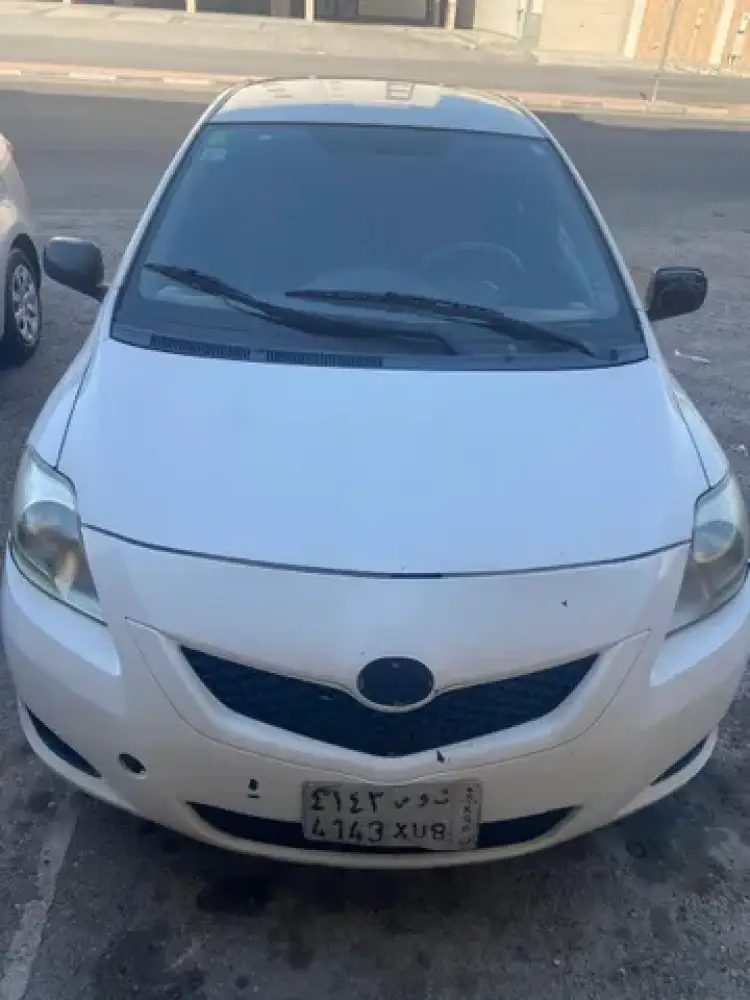 toyota toyota-yaris image Toyota Yaris 2013