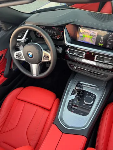 Discover undefined undefined Exterior Interior Images.Find all aspects and details of cars.