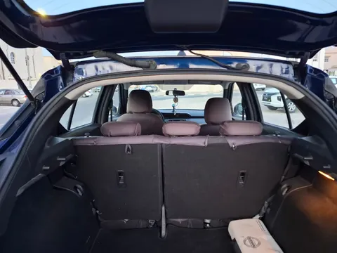 Discover undefined undefined Exterior Interior Images.Find all aspects and details of cars.