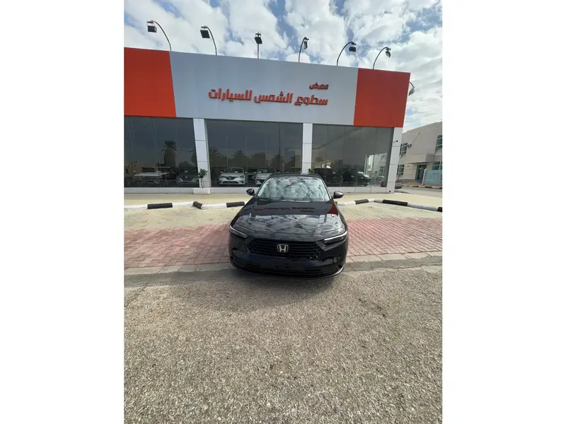 Discover undefined undefined Exterior Interior Images.Find all aspects and details of cars.