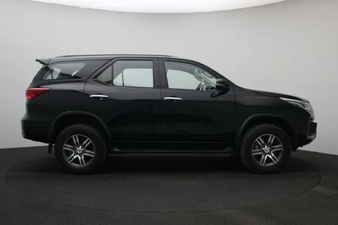Toyota Fortuner 2023