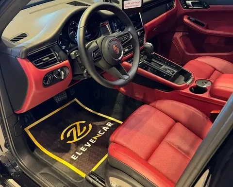Discover undefined undefined Exterior Interior Images.Find all aspects and details of cars.