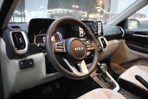 New Kia Sonet 2023