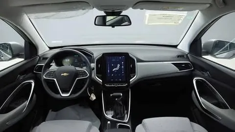Discover undefined undefined Exterior Interior Images.Find all aspects and details of cars.