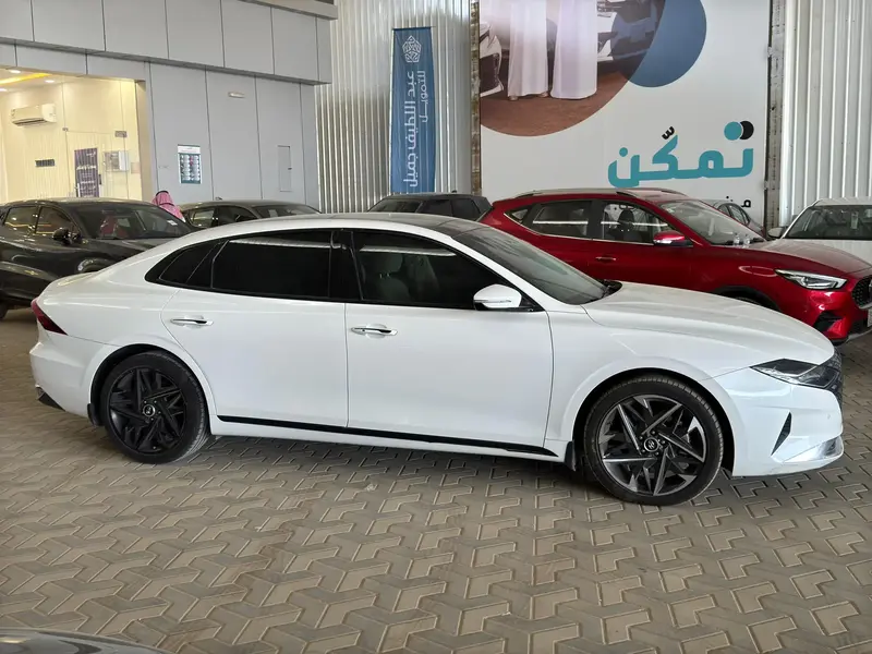 Hyundai Azera 2023
