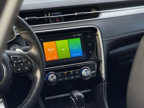 Discover undefined undefined Exterior Interior Images.Find all aspects and details of cars.