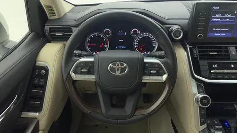 Toyota Land Cruiser 2024