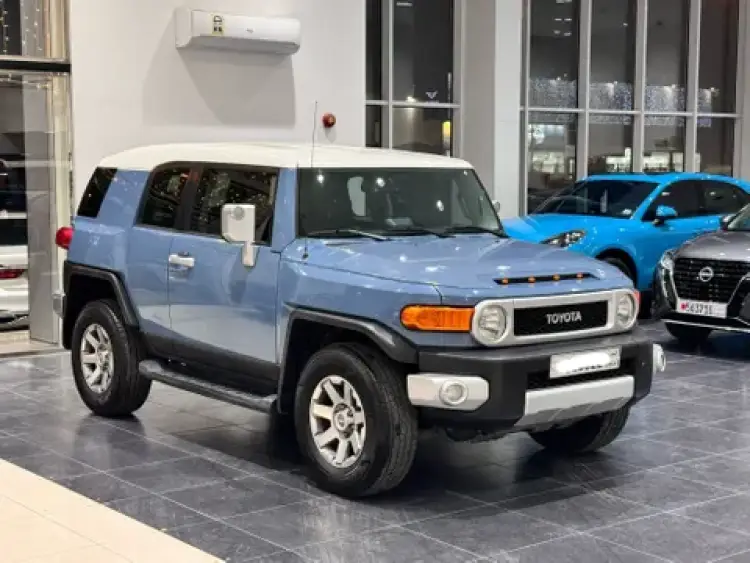 toyota fj-cruiser image Toyota FJ Cruiser 4.0L Base (A/T) 2016