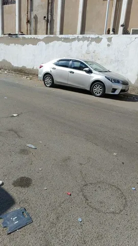 استكشف undefined undefined الصور الخارجية والداخلية. اكتشف جميع جوانب وتفاصيل السيارات.