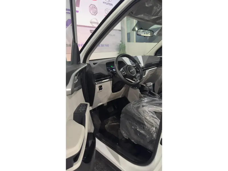 KIA Carens 2025