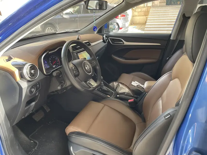 Discover undefined undefined Exterior Interior Images.Find all aspects and details of cars.