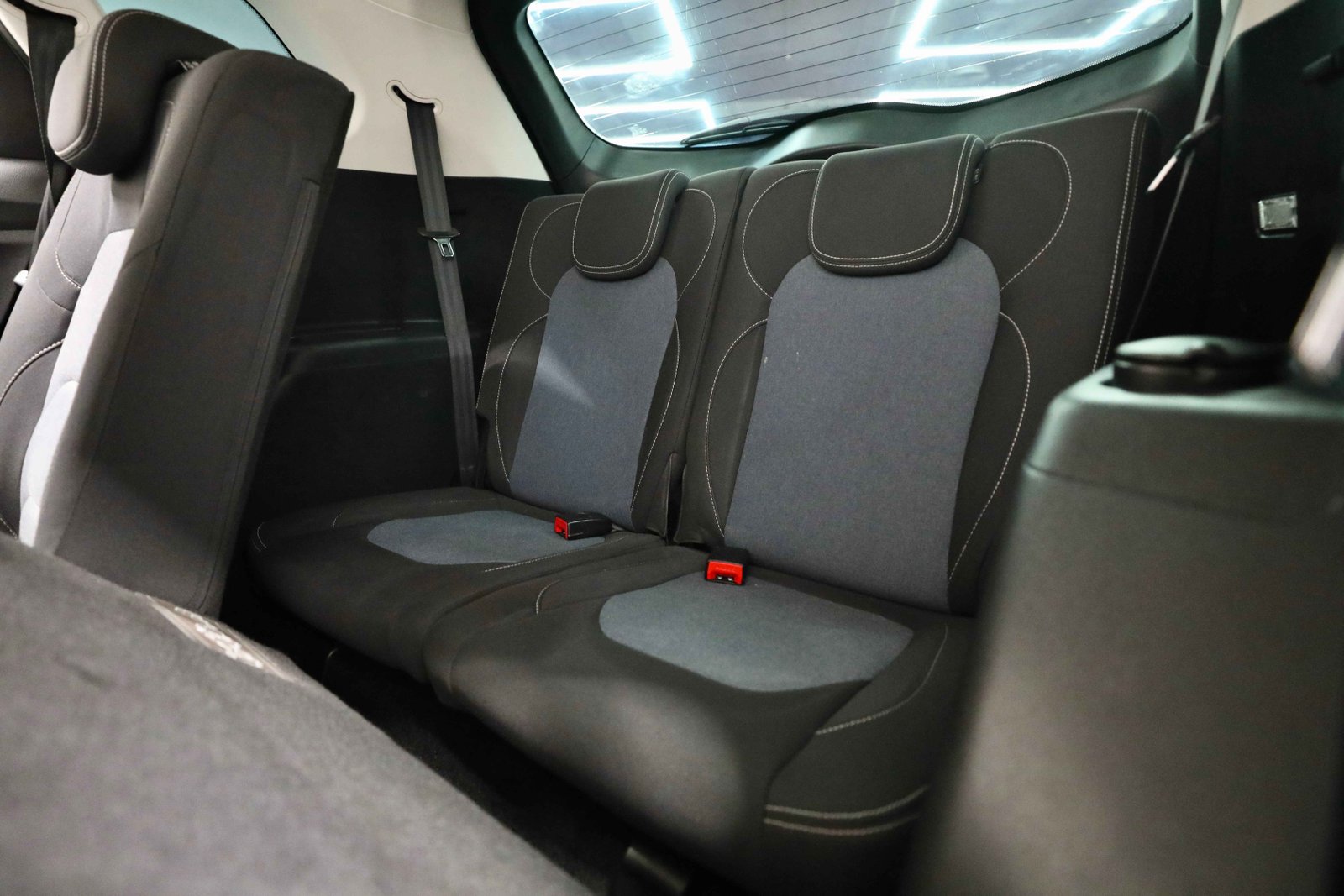 Discover undefined undefined Exterior Interior Images.Find all aspects and details of cars.