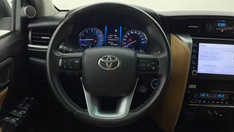 Toyota Fortuner 2022