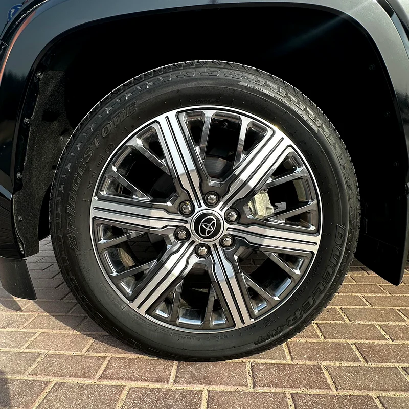 Toyota Sequoia 2024