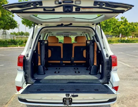Toyota Land Cruiser 4.0L GXR GT 2021