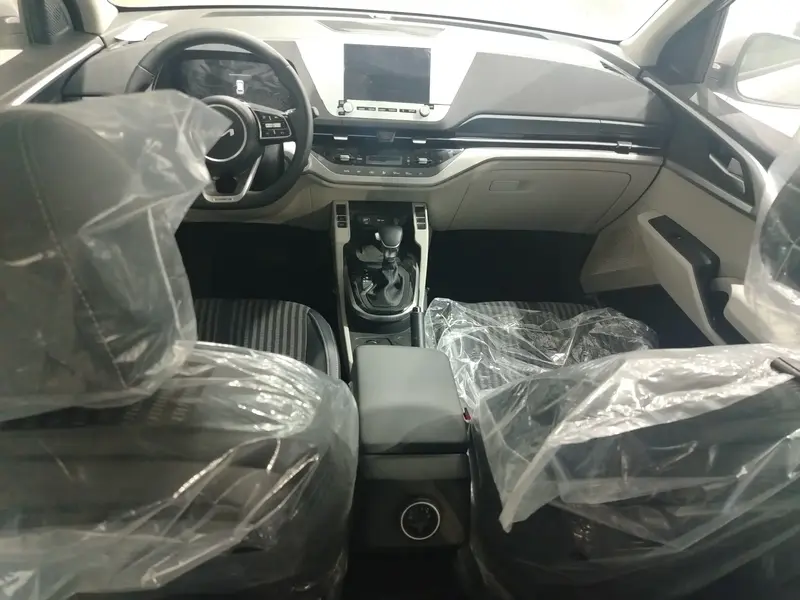 KIA Carens 2024
