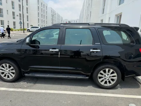 Discover undefined undefined Exterior Interior Images.Find all aspects and details of cars.