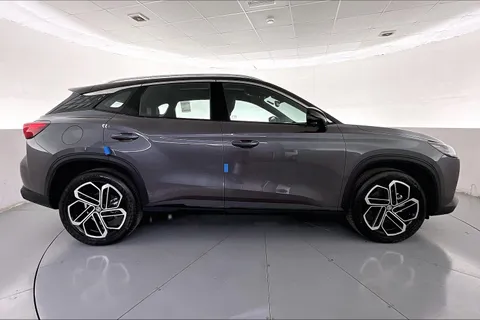 Discover undefined undefined Exterior Interior Images.Find all aspects and details of cars.