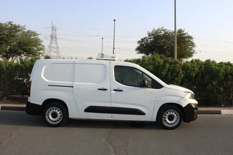 Peugeot Partner 1.6L Long (Petrol) 2020