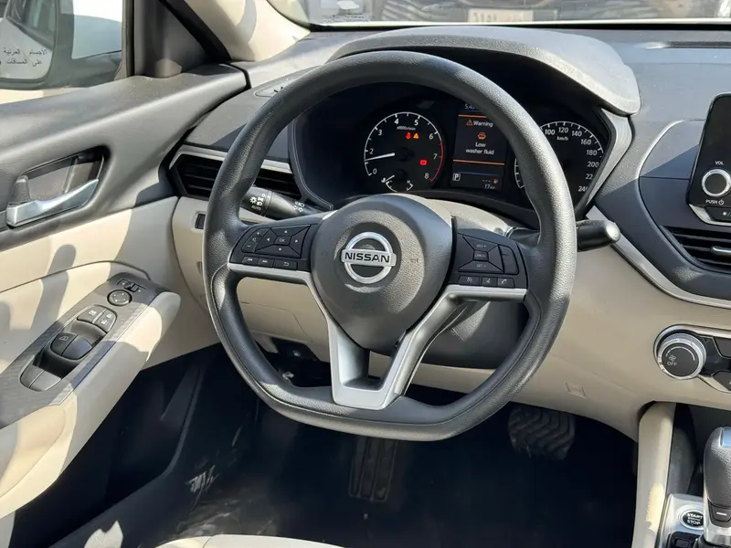 Nissan Altima 2022