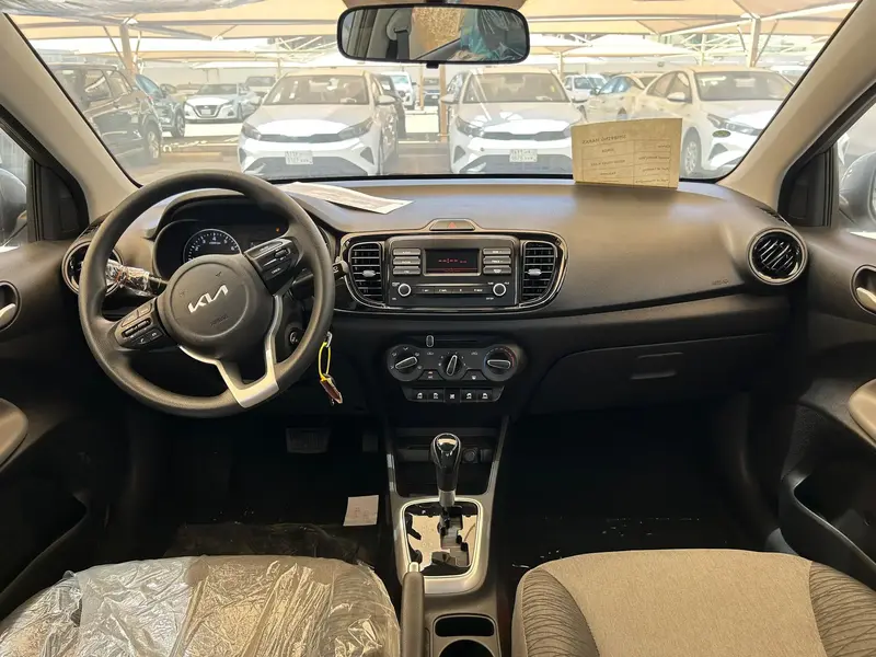 KIA Pegas 2025
