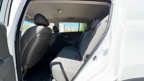 Discover undefined undefined Exterior Interior Images.Find all aspects and details of cars.