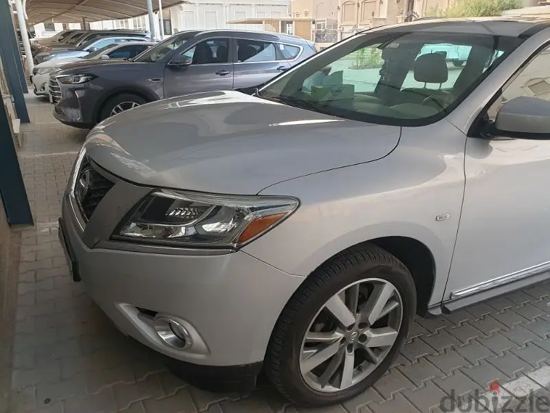 نيسان باثفايندر 2013