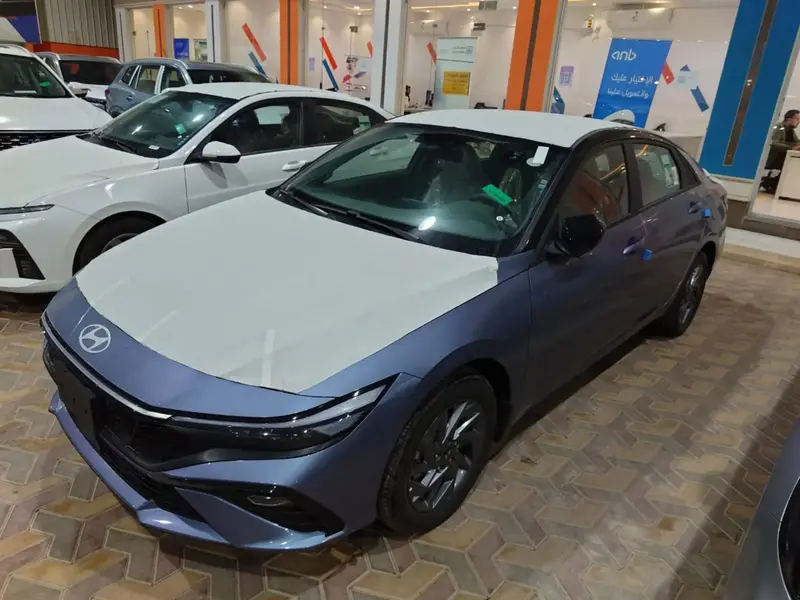 Hyundai Elantra 2025