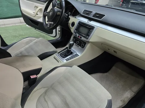 Volkswagen Passat 2.0 Sedan 2012