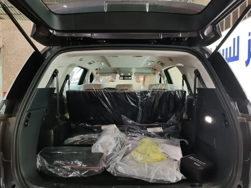Ford EVEREST 2025