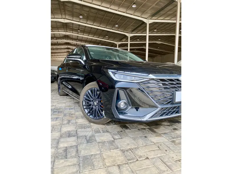 Discover undefined undefined Exterior Interior Images.Find all aspects and details of cars.