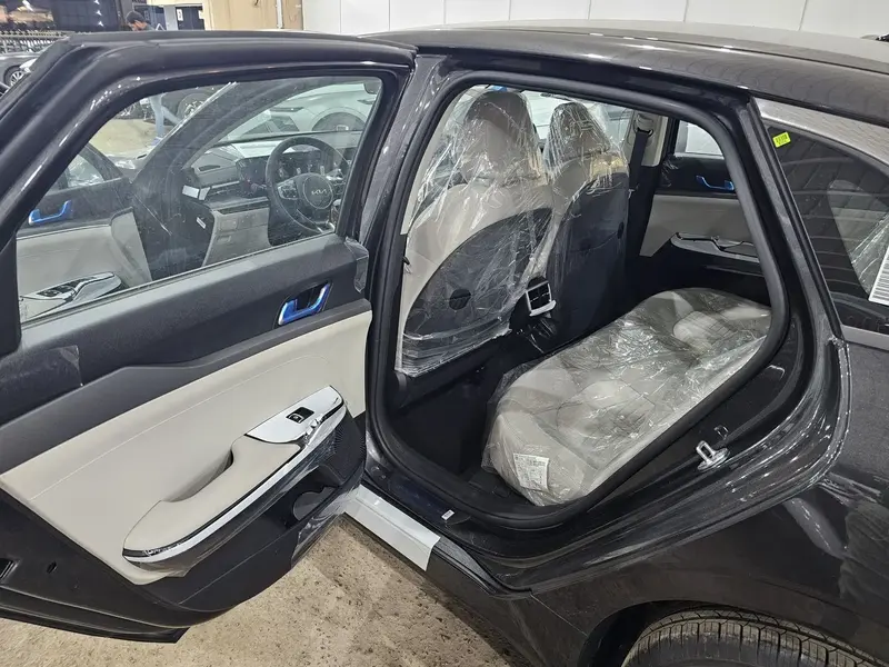 KIA K5 2025