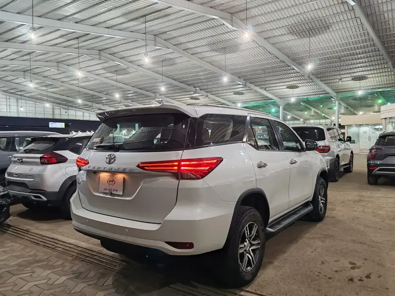 Toyota Fortuner 2023