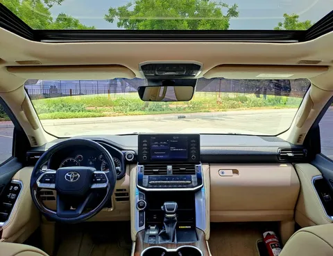 Toyota Land Cruiser 4.0L GXR 2022