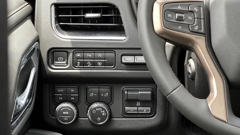 New Chevrolet Suburban 2023