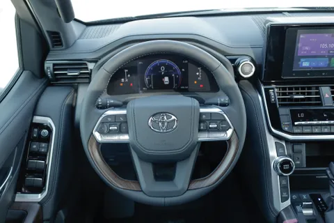 New Toyota Land Cruiser 2025