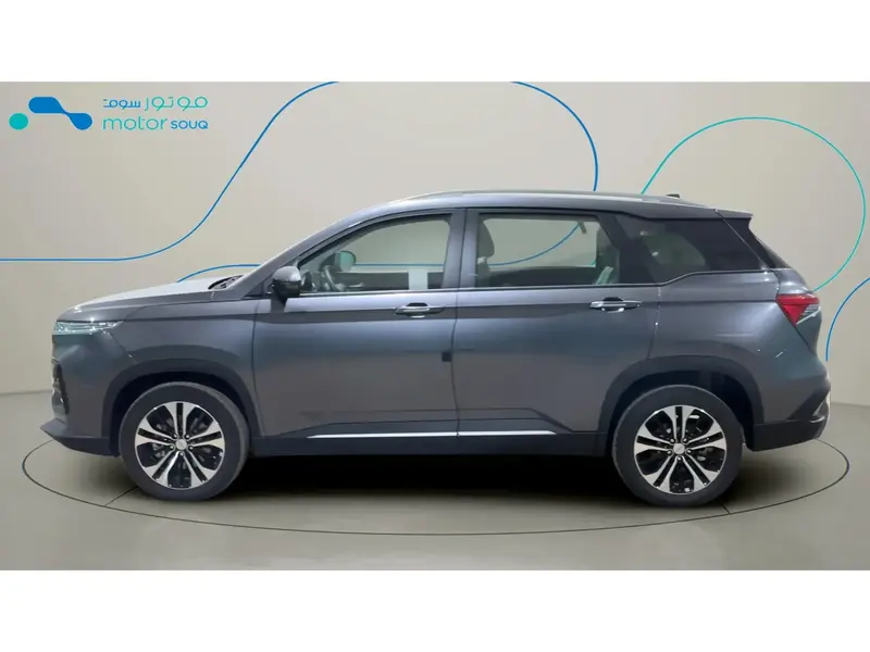 Discover undefined undefined Exterior Interior Images.Find all aspects and details of cars.